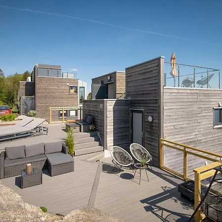 Vakantiehuis 4 Bedroom Gorgeous In *