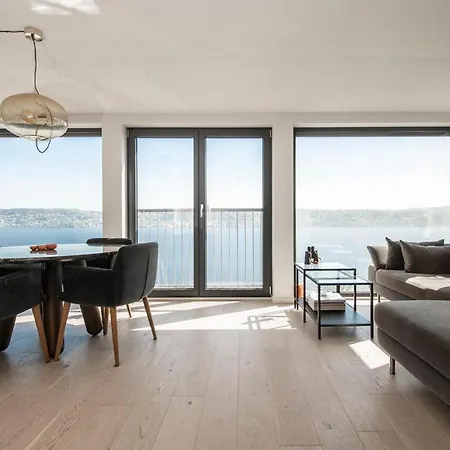 4 Bedroom Gorgeous In Hébergement de vacances *